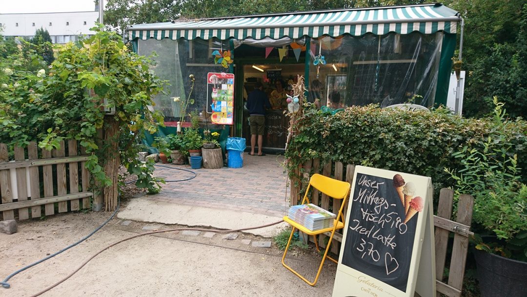 Café Eule Im Gleisdreieck - Gutschein Von Helfen.Berlin By Regional Hero